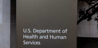 Sign for the U.S. Department of Health and Human Services with an entrance indication